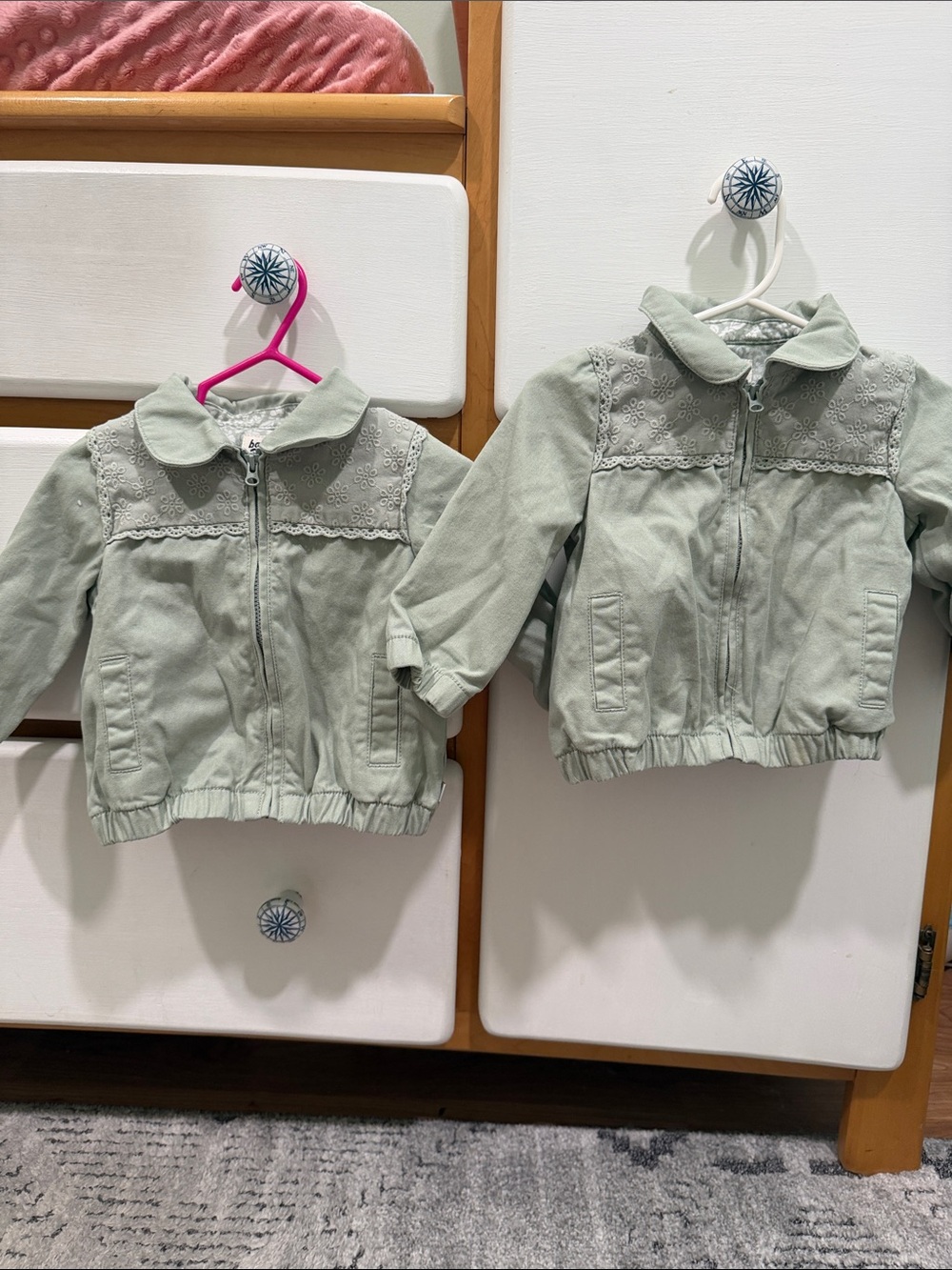Twin set. Girls' Light Sage Embroidered Collar Jacket